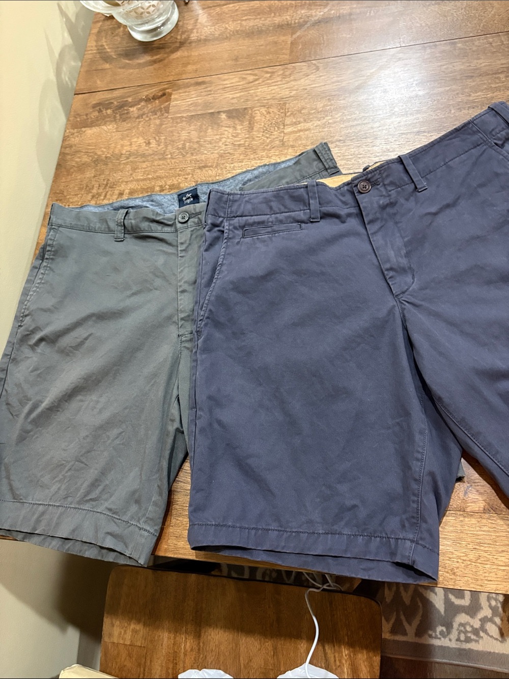 2 Pair Men's Flat Front Shorts in Gray and Navy. Gap and J. Crew. Size 36